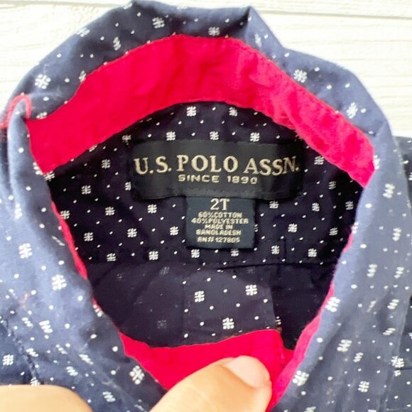US Polo Assn Buttoned Shirt - Picture 2 of 3